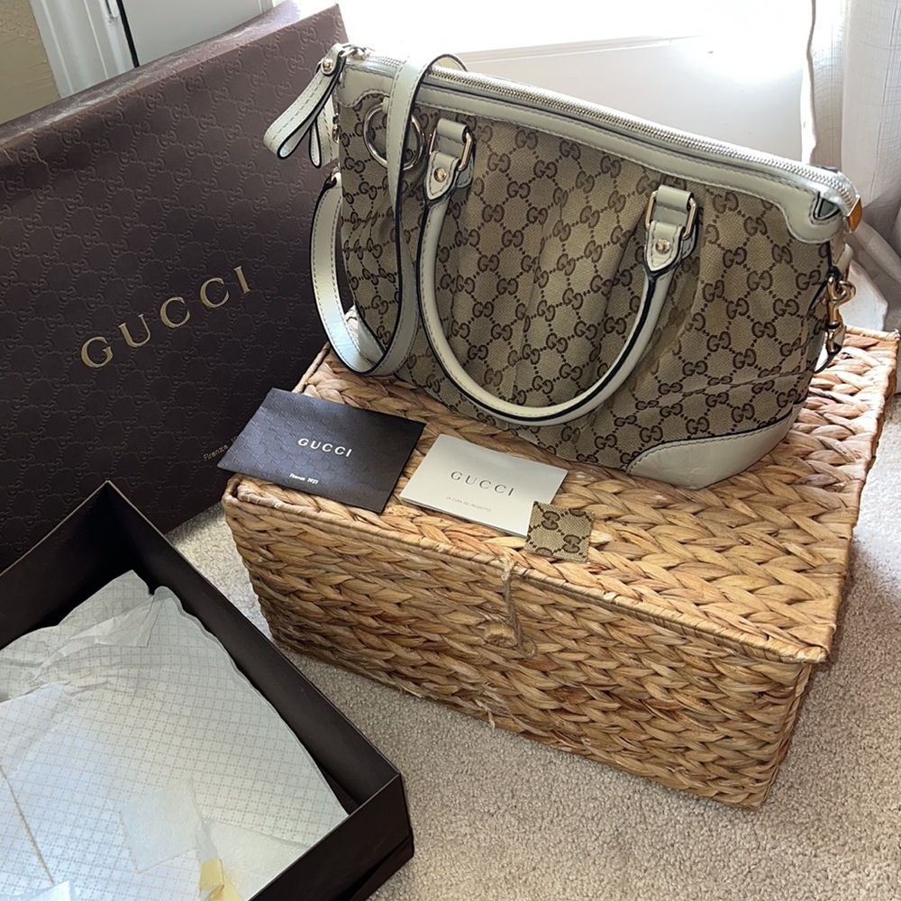 GUCCI monogram SUKEY authentic hobo crossbody satchel or hand held shoulder bag
